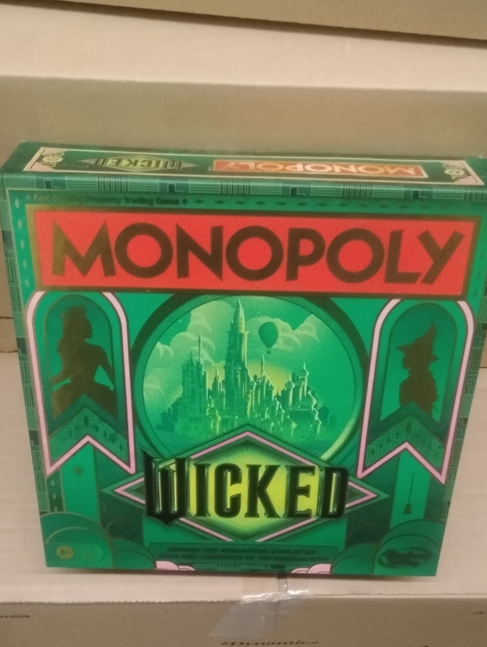 Hasbro Monopoly Wicked Edition - Green & Pink